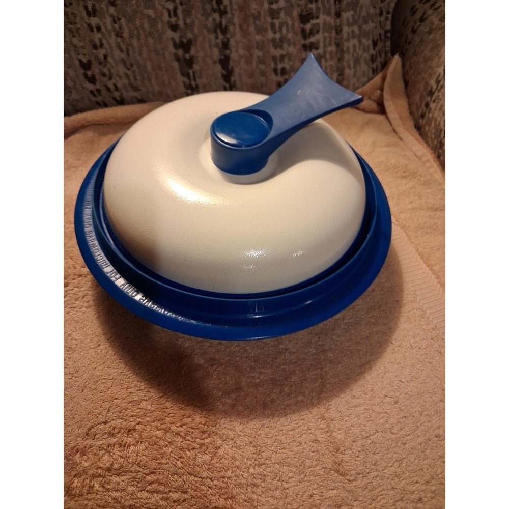 White and Blue Rangemate Microwave silicone Grill steam plate & mufffin pan